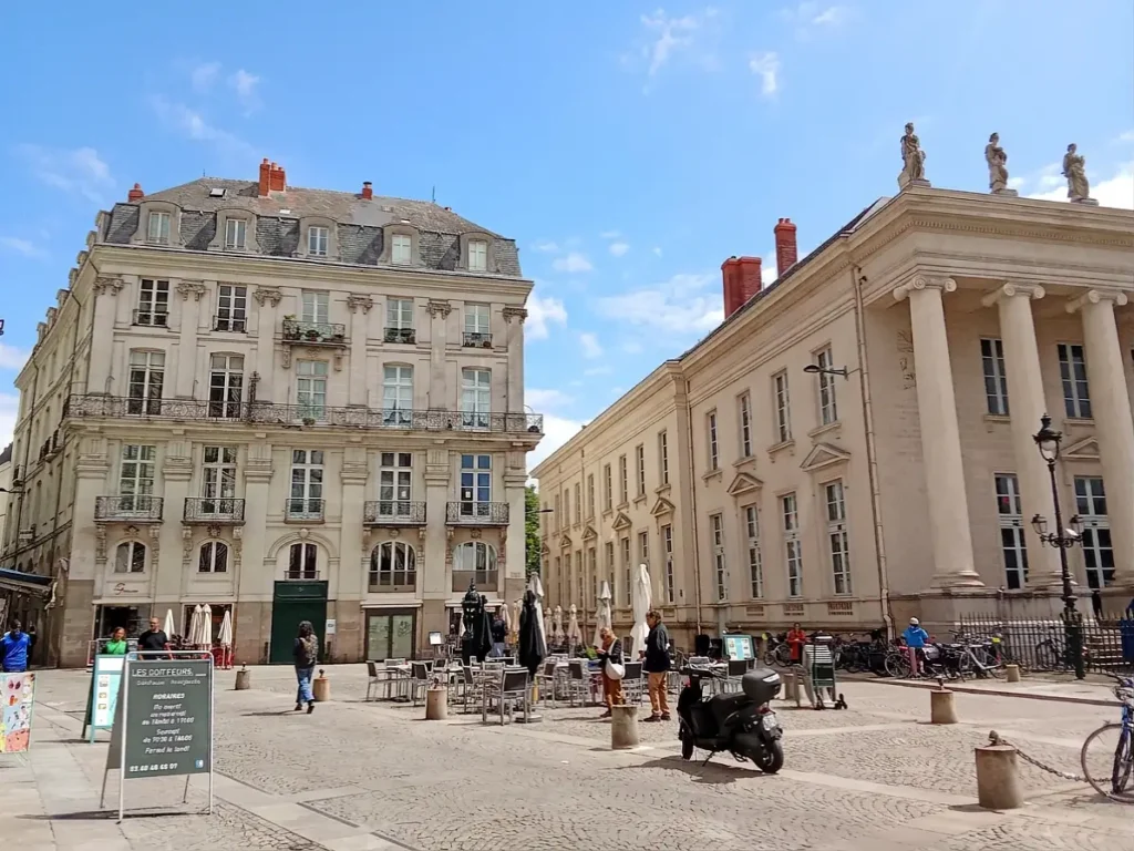 Rôle du conseil syndical à Nantes : comment bien travailler avec son syndic ? 6 Place Graslin à Nantes - rôle du conseil syndical